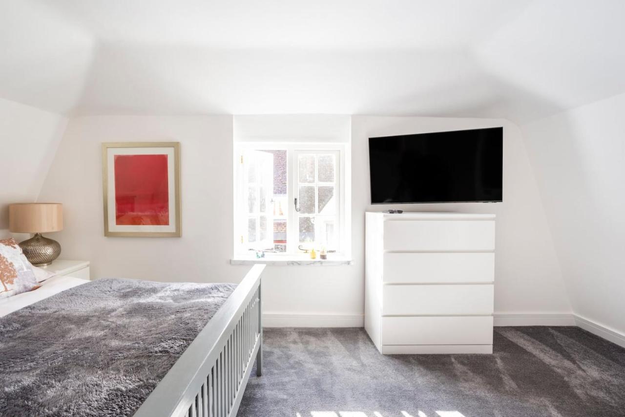 The Secret, Stylish & Spacious En Suite In Blandford Forum, Dorset Exterior photo